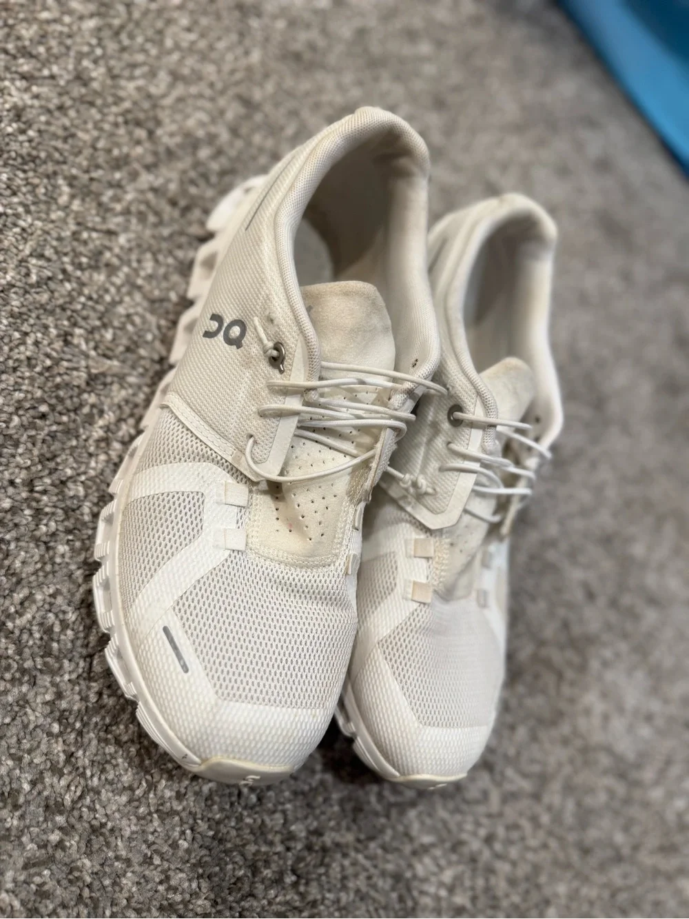 On Running Women's Cloud White Lightweight Running Shoes - Picture 2 of 2